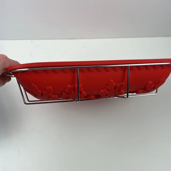 *NIB* 8 Piece Christmas Silicone Bakeware Set - Picture 4 of 9